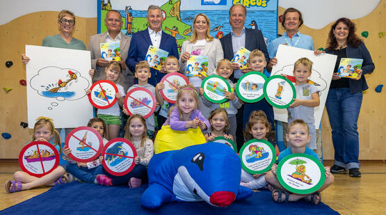 Der Blue Circus kommt mit seiner Sicherheits-Tour in die burgenländischen Kindergärten.